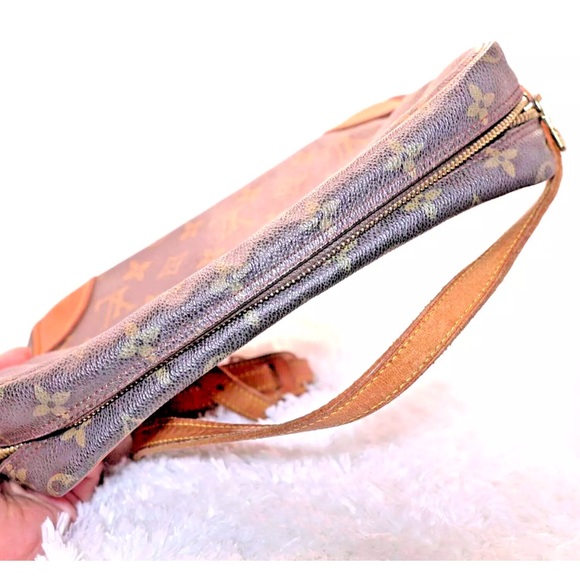 Louis Vuitton Vintage Monogram Trocadero 23 Shoulder Bag Brown - Picture 9 of 16